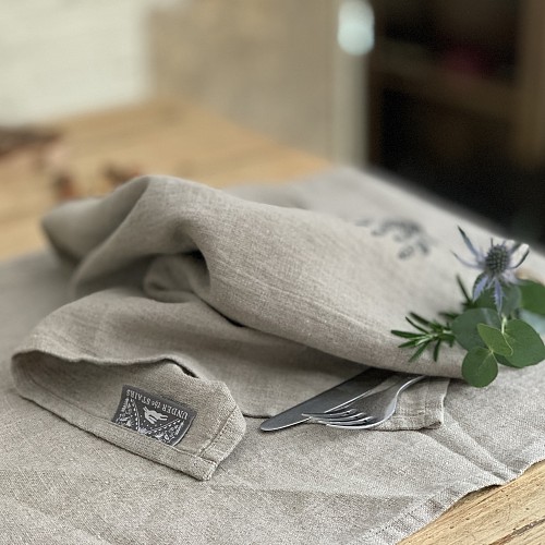 napkins-natural-linen-non-illustrated